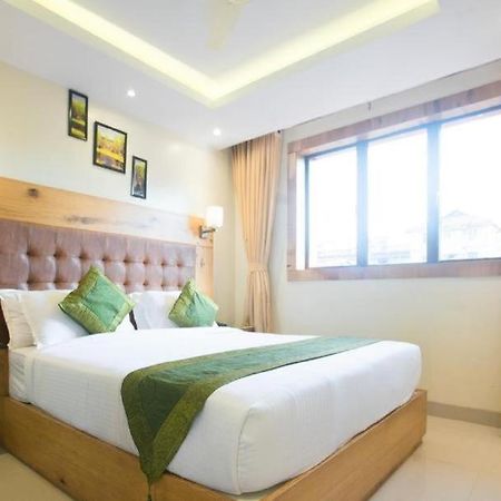 Hotel Square Stay Нью-Делі Екстер'єр фото